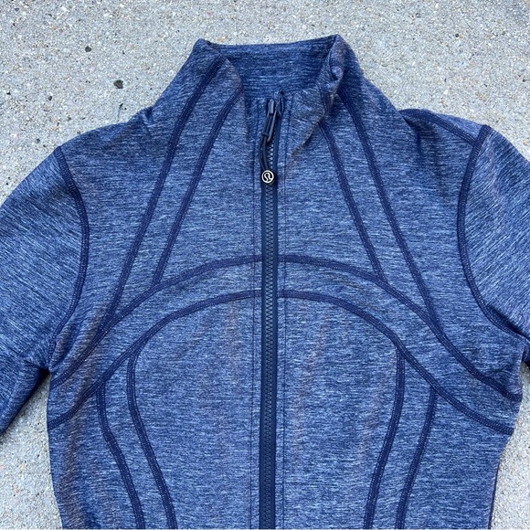 Lululemon Define Jacket Rulu Size 6 Heathered Hero Navy Blue Soft Stretch - Picture 3 of 6